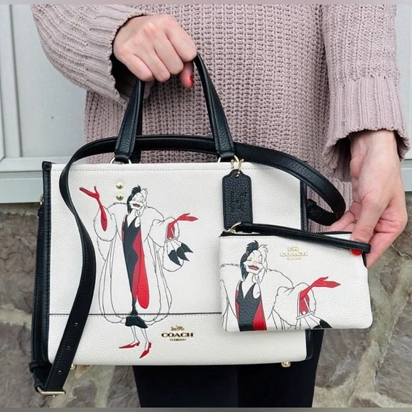 COACH BUNDLE Disney X Coach Dempsey Carryall With Cruella Motif CC946 & Wristlet